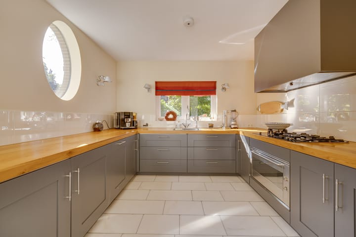 Vrijstaande woning te koop: Amersfoortseweg 5, Apeldoorn