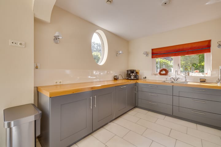Vrijstaande woning te koop: Amersfoortseweg 5, Apeldoorn