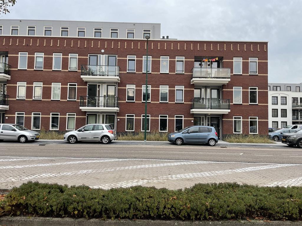 Foto 1 van Bram van Veldestraat 3