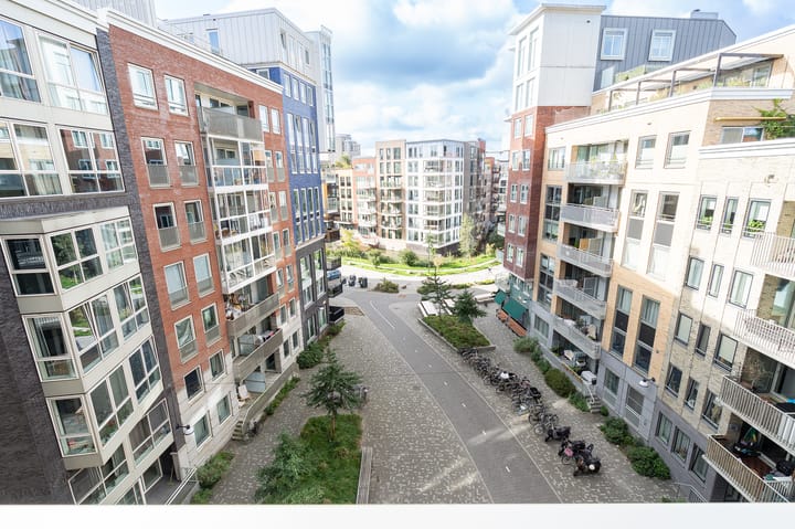 Appartement te koop: Jan Duikerhof 106, Diemen