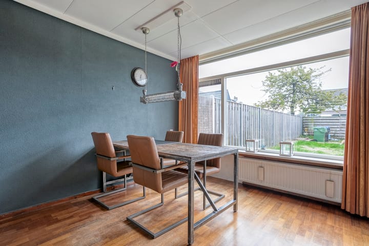 Tussenwoning te koop: Rembrandtlaan 19, Meppel
