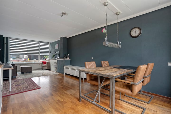 Tussenwoning te koop: Rembrandtlaan 19, Meppel