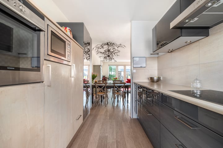 Tussenwoning te koop: Prinses Beatrixplantsoen 4, Hoofddorp