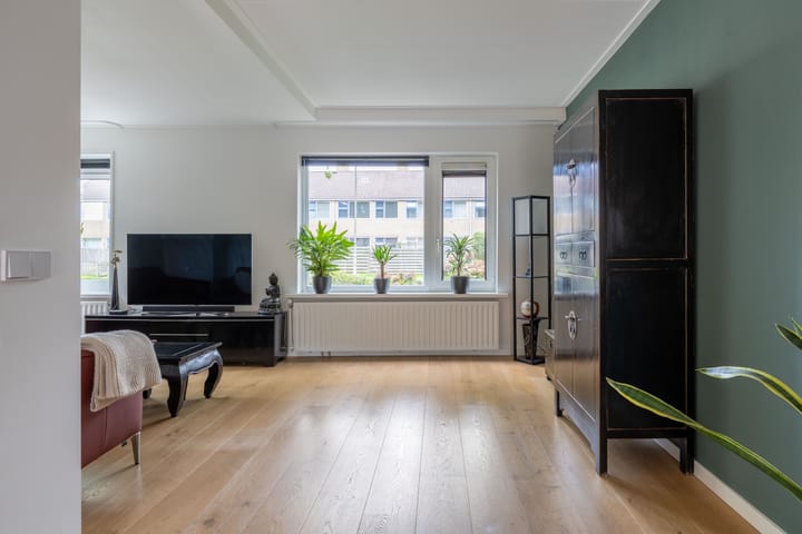 Twee-onder-één-kap te koop: Molenkrite 3, Sneek