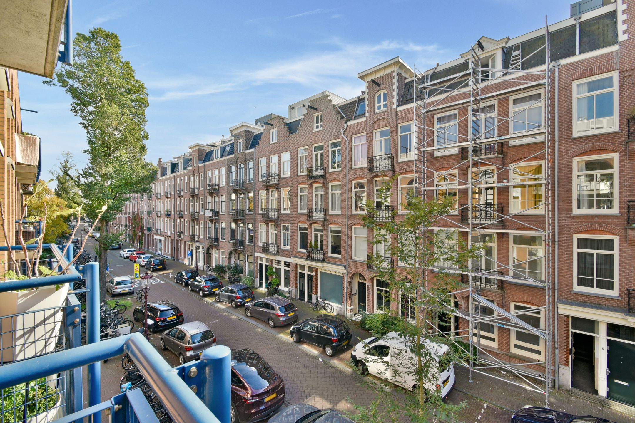 Photo 9 of Madurastraat 5-B