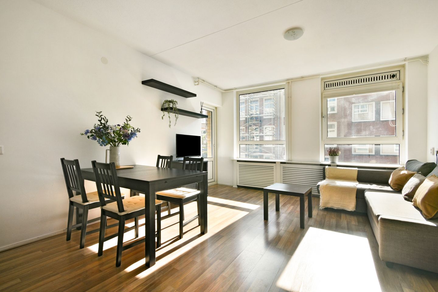 Photo 10 of Madurastraat 5-B