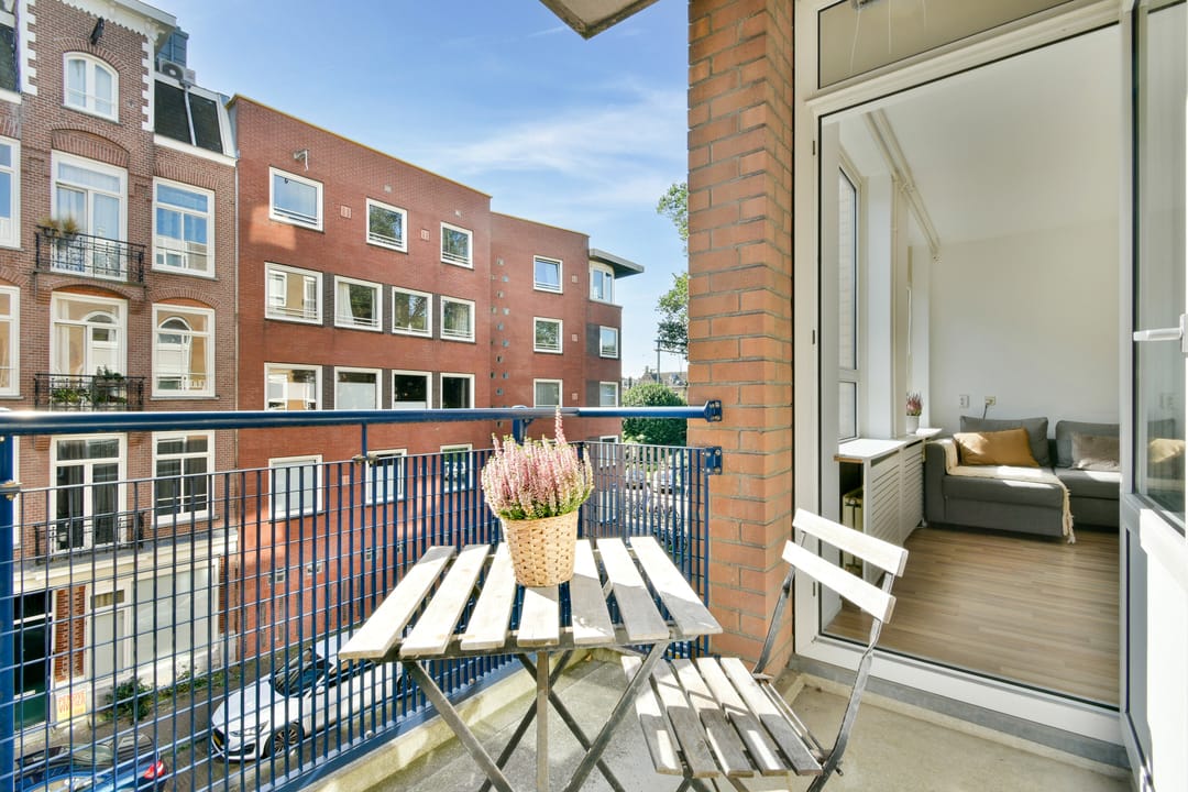 Photo 2 of Madurastraat 5-B