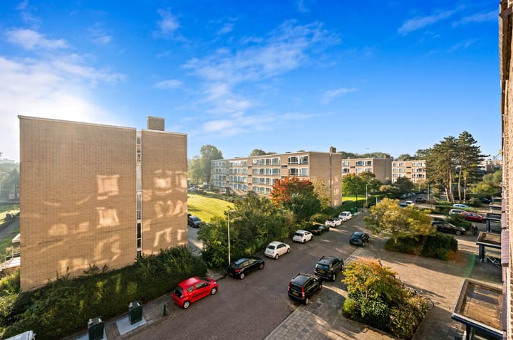 Appartement te koop: Parelmoerhorst 244, 'S-Gravenhage