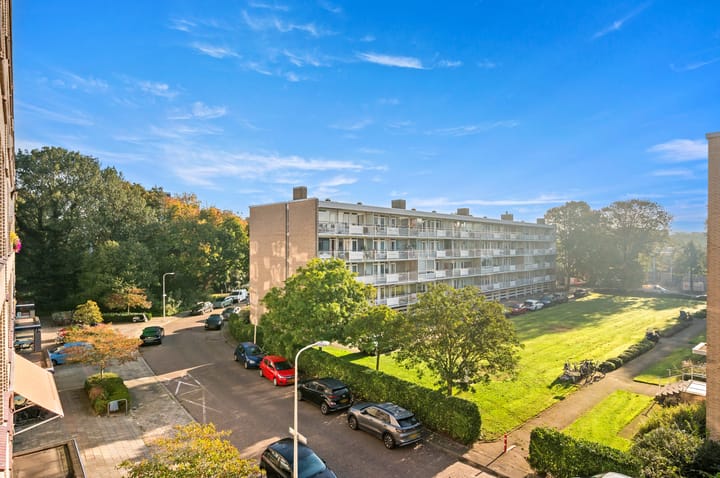 Appartement te koop: Parelmoerhorst 244, 'S-Gravenhage