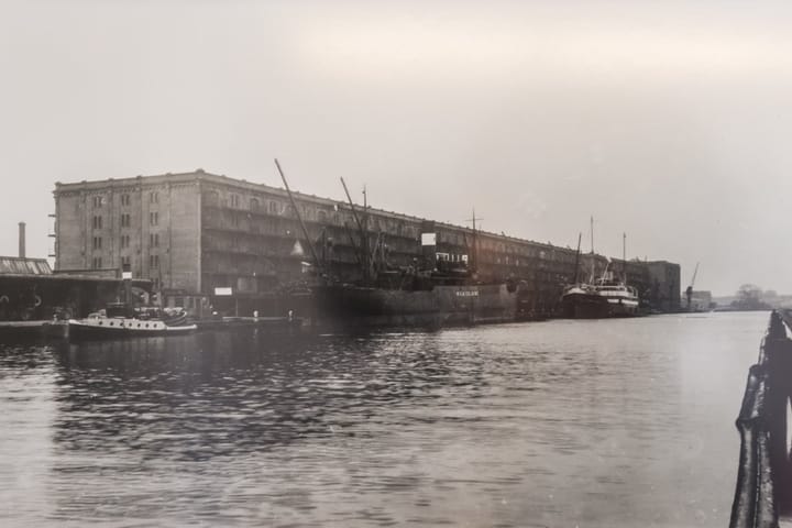 Appartement te koop: Zeeburgerkade 818, Amsterdam