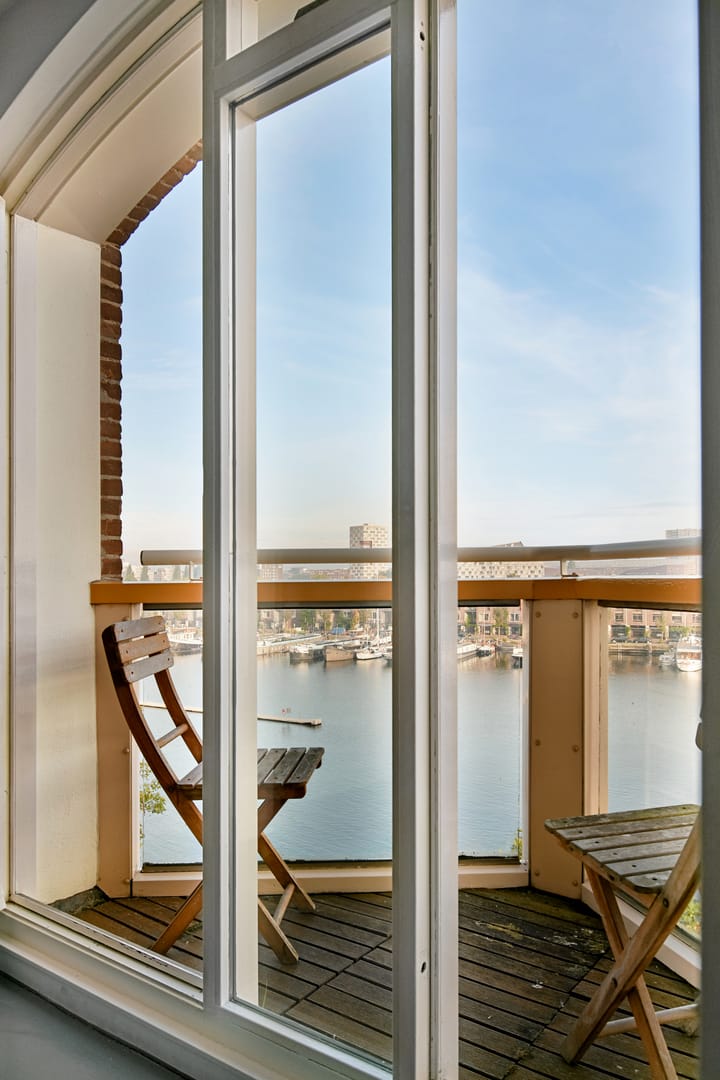 Appartement te koop: Zeeburgerkade 818, Amsterdam
