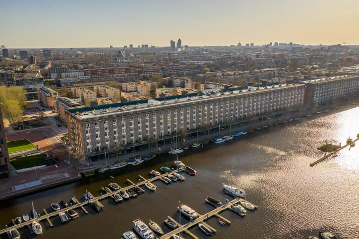 Appartement te koop: Zeeburgerkade 818, Amsterdam