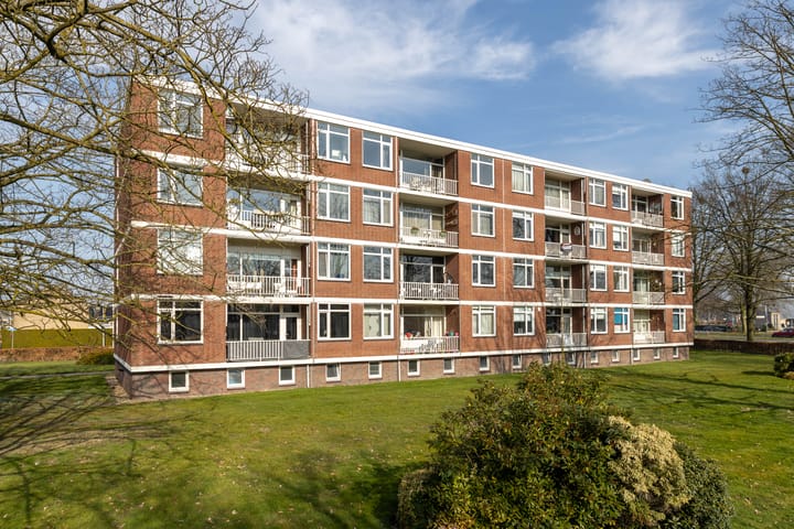 Appartement te koop: Maasstraat 140, Almelo
