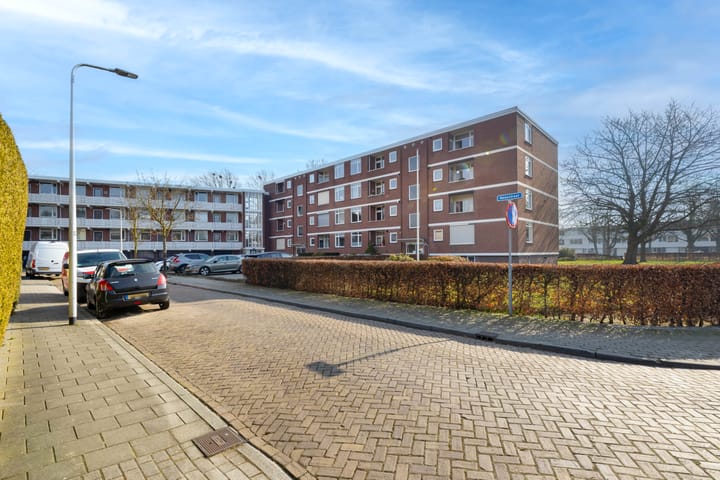 Appartement te koop: Maasstraat 140, Almelo