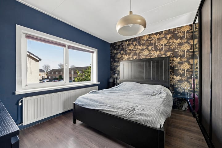Tussenwoning te koop: Esdoornstraat 45, Oost-Souburg