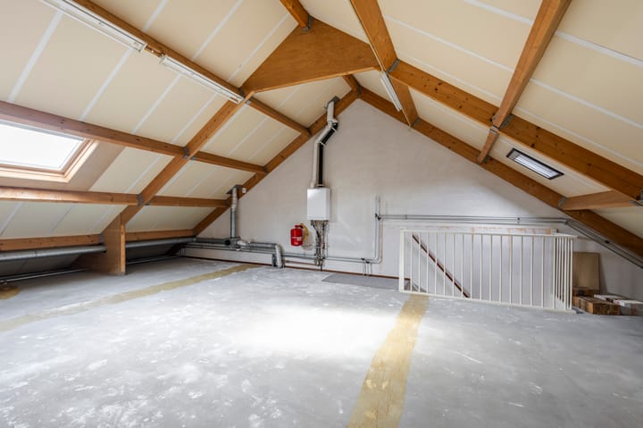 Hoekwoning te koop: J.A. van Vurenstraat 24, Noordeloos