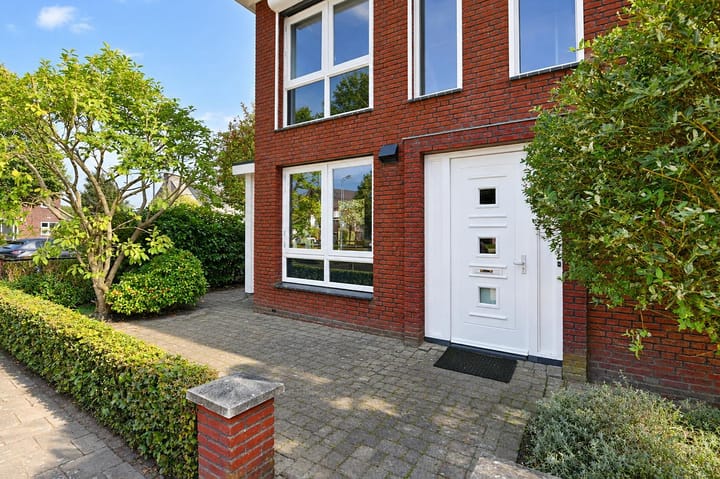 Hoekwoning te koop: Fortuna 74, Elst (Ge)