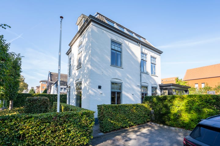 Vrijstaande woning te koop: Meent 54, Leerdam