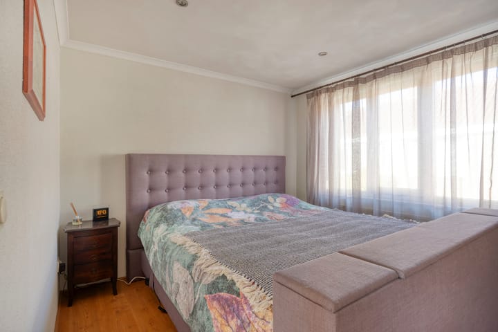 Tussenwoning te koop: Da Costastraat 10, Tilburg