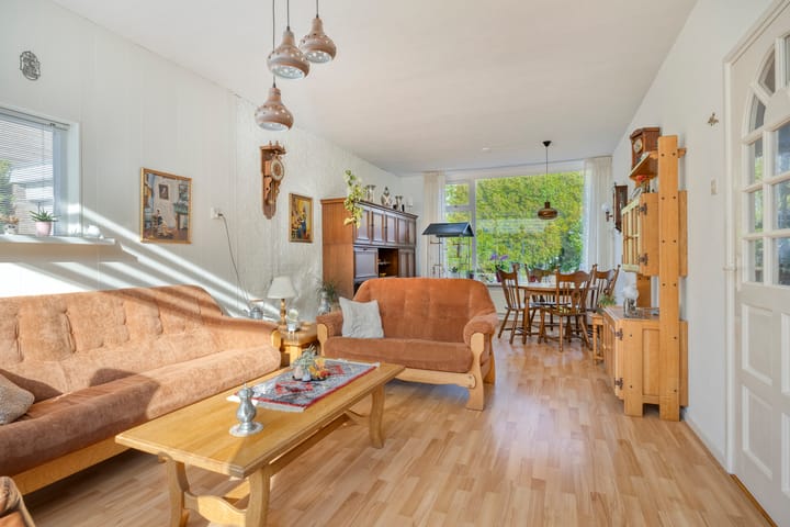 Tussenwoning te koop: Magnesiumlaan 63, Groningen