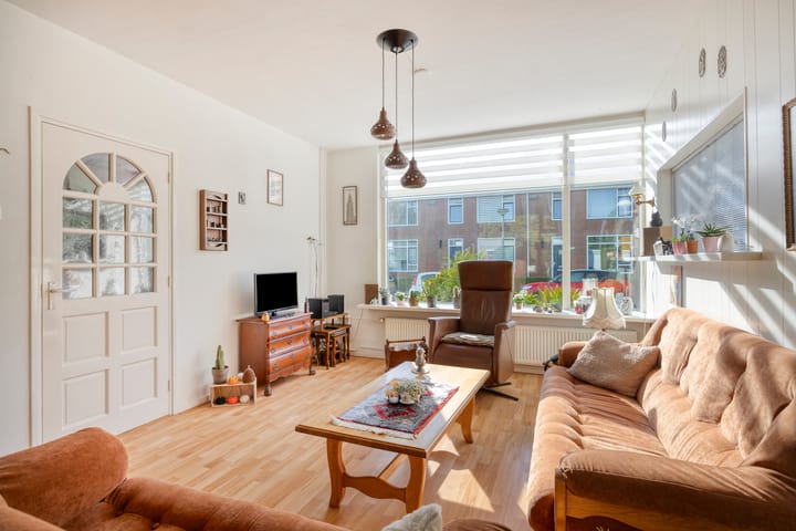 Tussenwoning te koop: Magnesiumlaan 63, Groningen