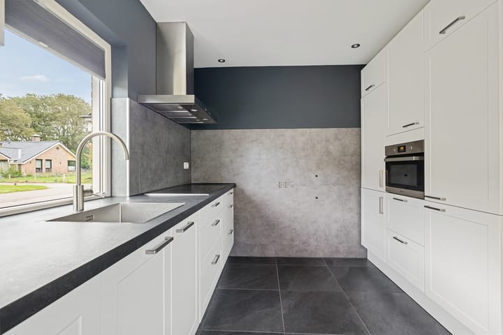 Vrijstaande woning te koop: Schoolstraat 12, Schoonloo