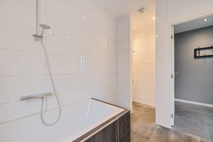 Vrijstaande woning te koop: Schoolstraat 12, Schoonloo