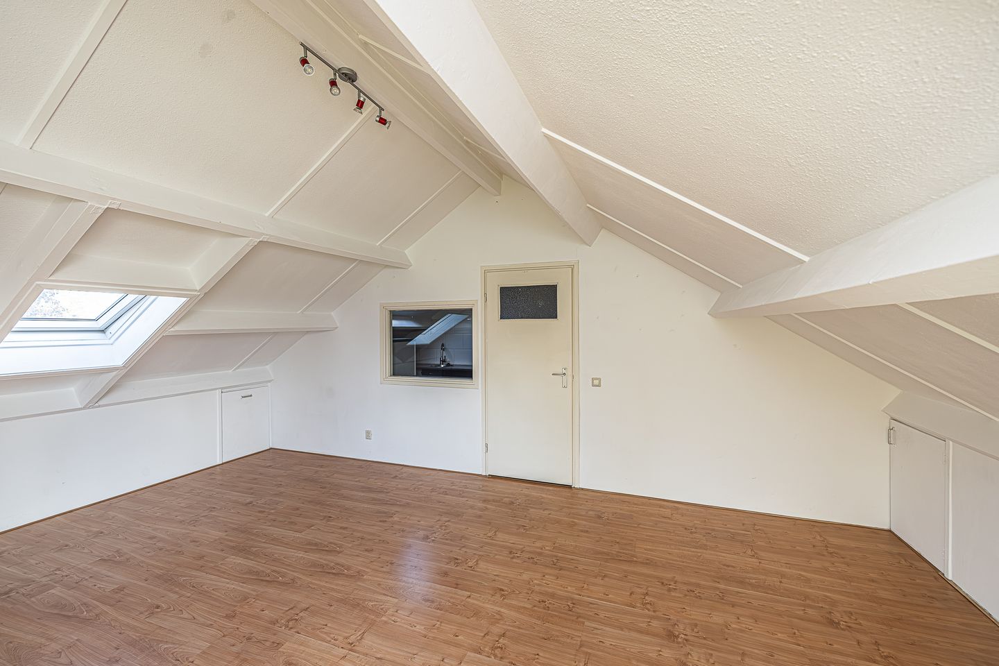 Photo 35 of Van Limburg Stirumlaan 22