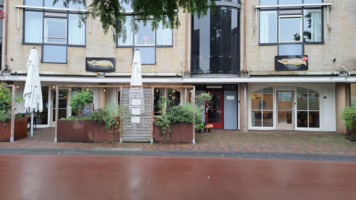 Het Rond 86, Houten