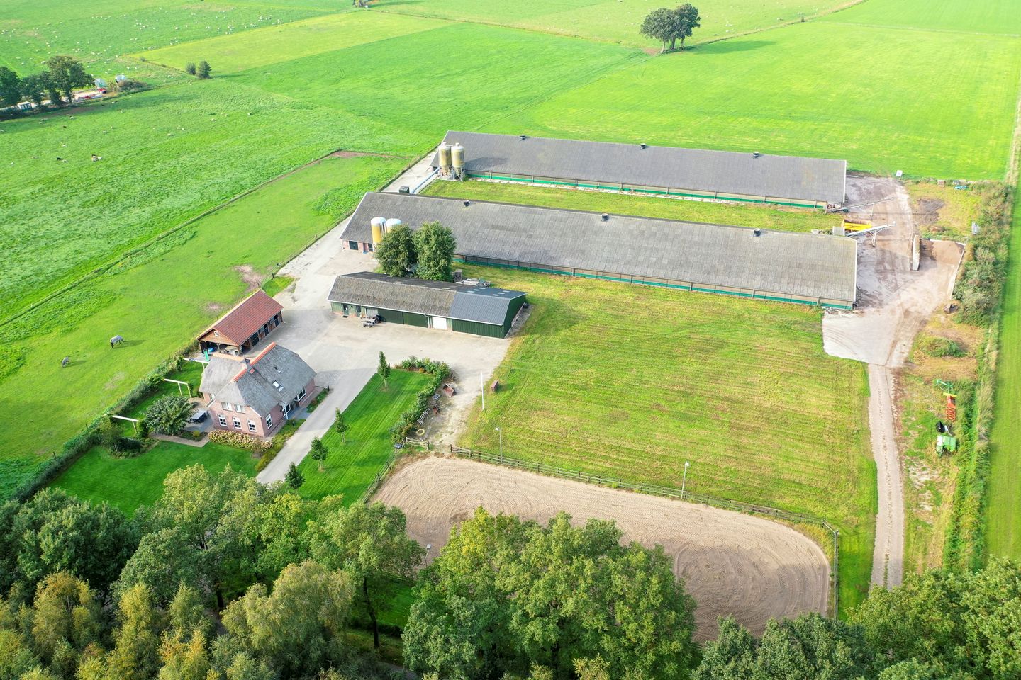Bekijk foto 2 van Broeklanderdijk 52