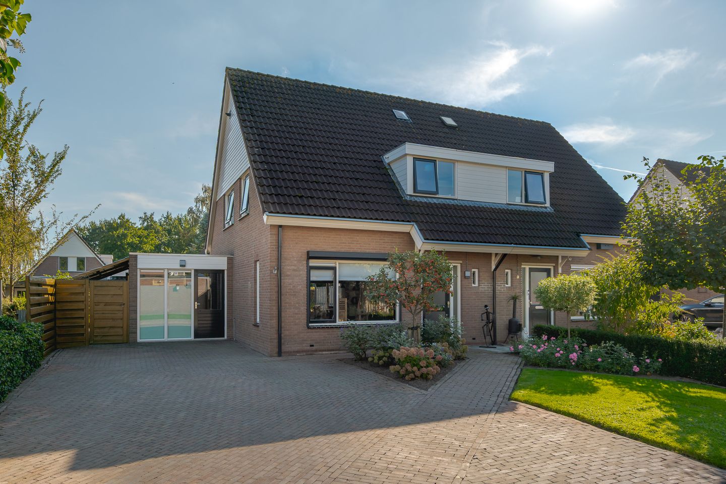 Foto 1 van De Elzen 1