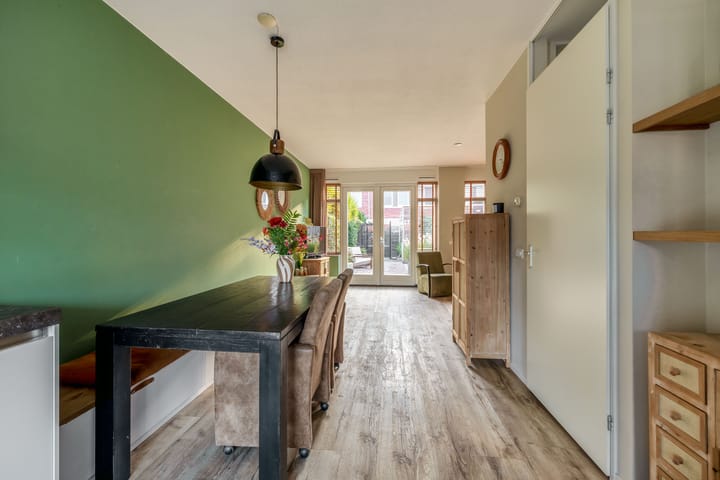 Tussenwoning te koop: Wiekslag 10, Moerkapelle
