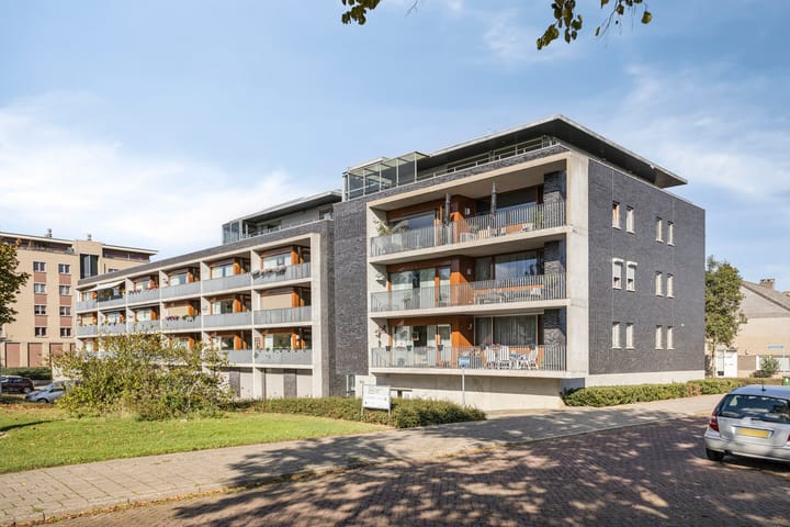 Appartement te koop: Azamonstraat 22C, Maastricht