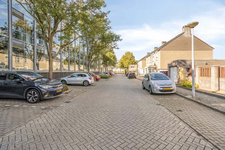 Appartement te koop: Azamonstraat 22C, Maastricht