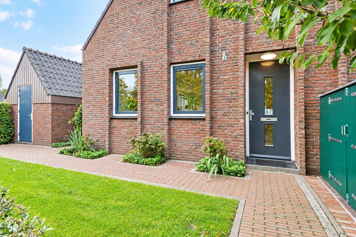 Tussenwoning te koop: Rietgras 67, 'S-Gravenhage
