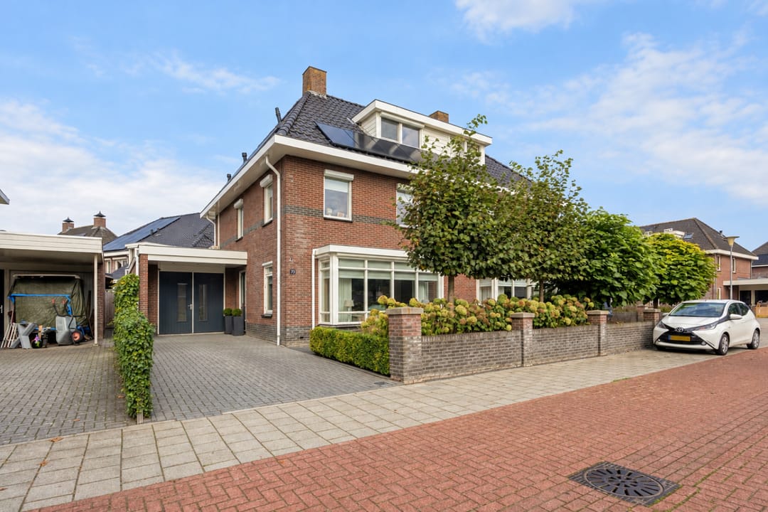 Photo 1 of Kluisstraat 75