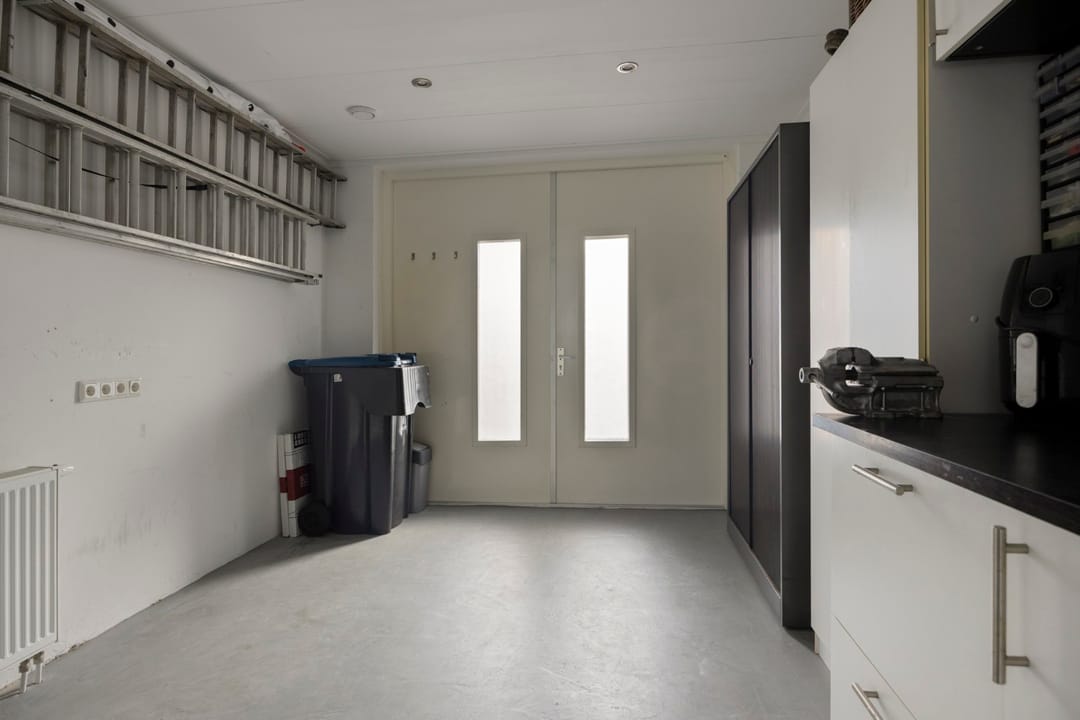 Photo 23 of Kluisstraat 75