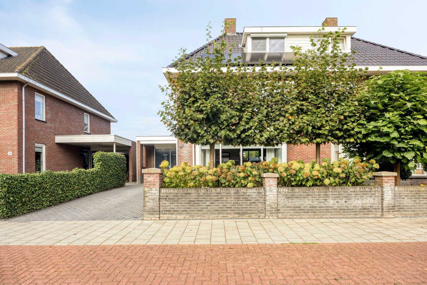 Photo 51 of Kluisstraat 75