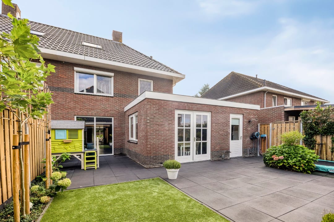 Photo 43 of Kluisstraat 75