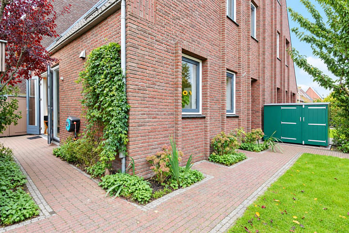 Tussenwoning te koop: Rietgras 67, 'S-Gravenhage