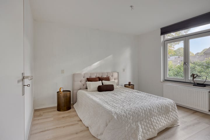 Tussenwoning te koop: Vrusschemigerweg 58, Heerlen