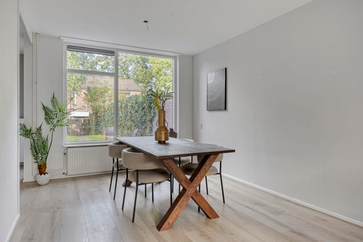 Tussenwoning te koop: Vrusschemigerweg 58, Heerlen
