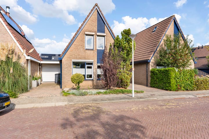 Tussenwoning te koop: Het Breiken 17, Westervoort