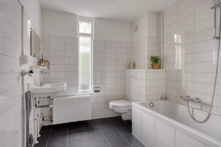 Tussenwoning te koop: Vrusschemigerweg 58, Heerlen