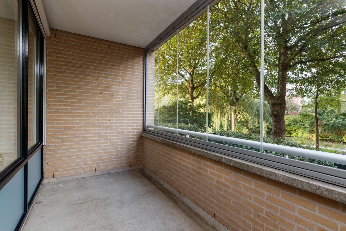 Photo 10 of Linschotensingel 1-AE