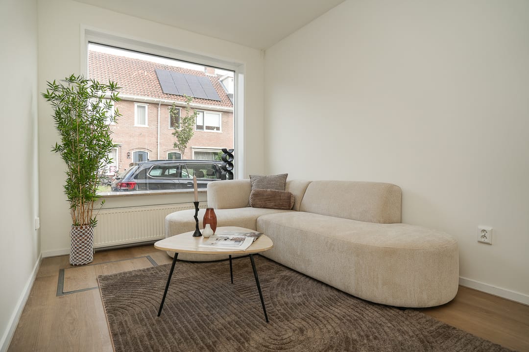 Photo 11 of Schoenerstraat 38