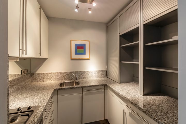 Appartement te koop: Lange Leidsedwarsstraat 16C, Amsterdam
