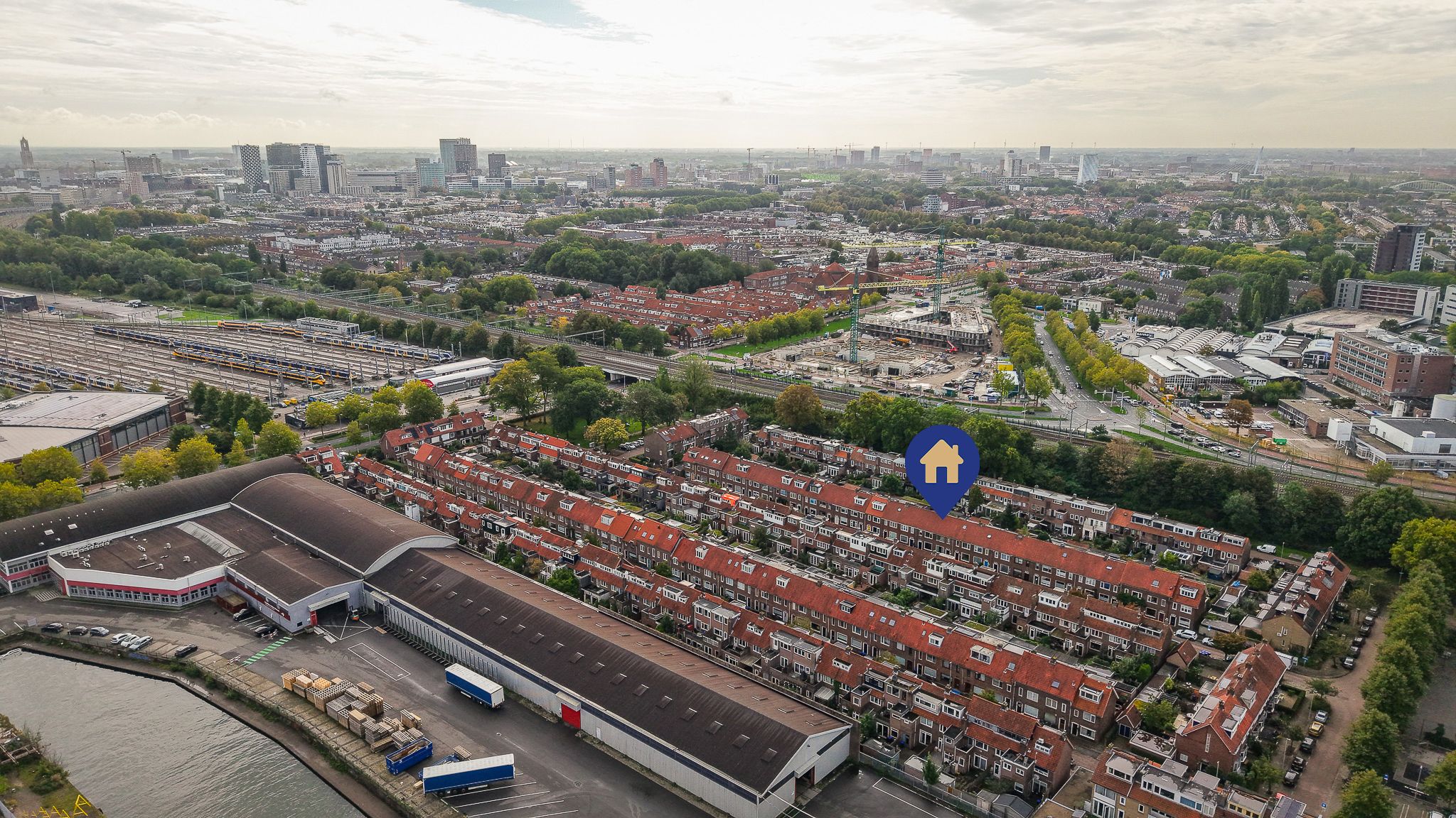 Photo 51 of Schoenerstraat 38