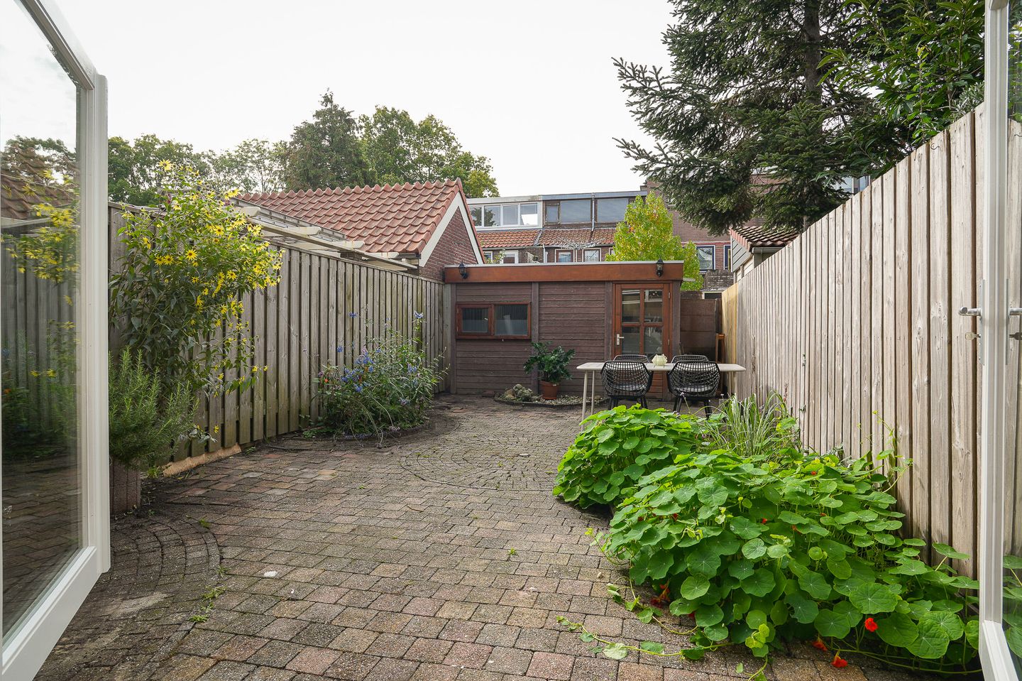 Photo 19 of Schoenerstraat 38
