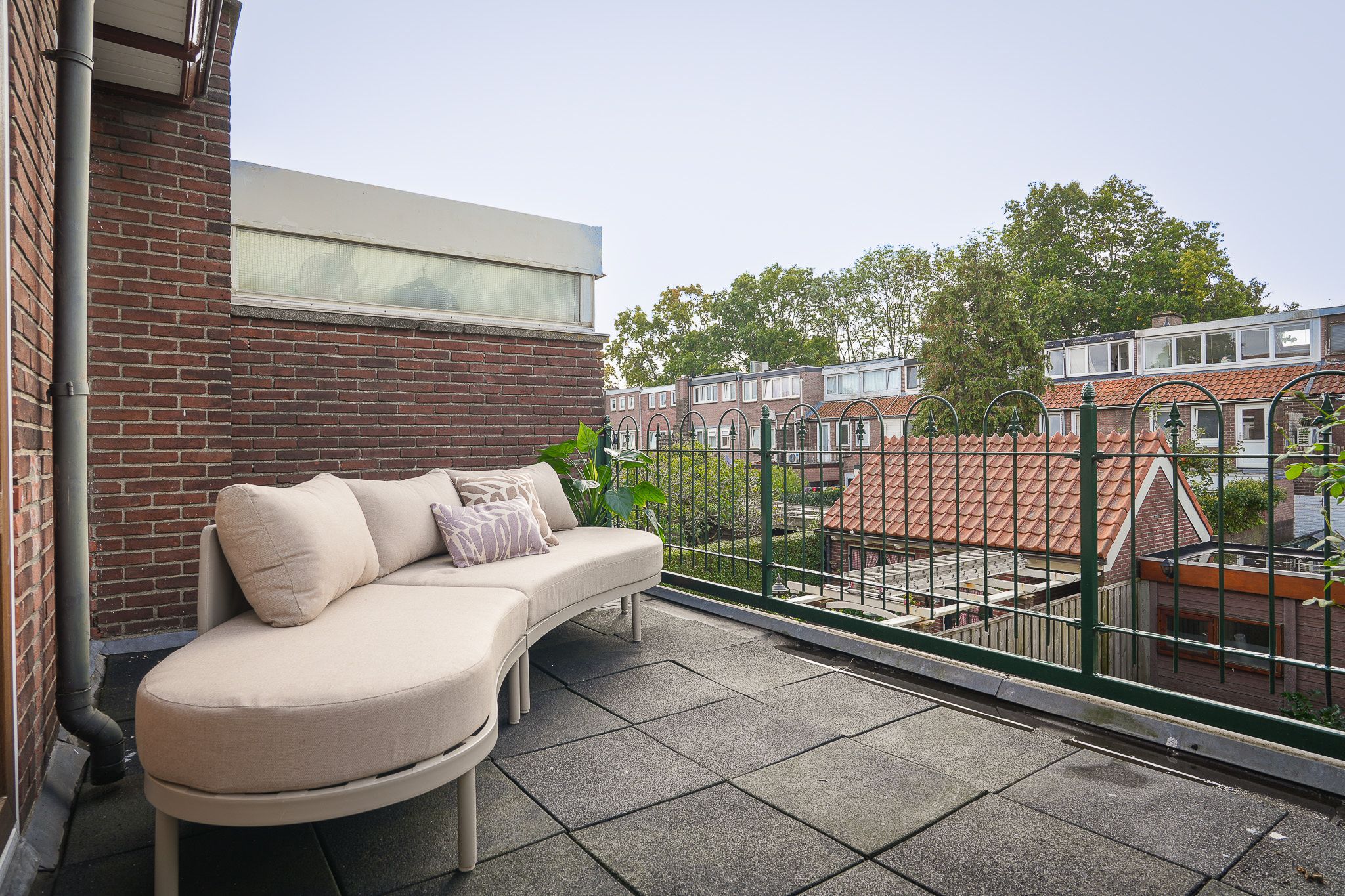 Photo 36 of Schoenerstraat 38